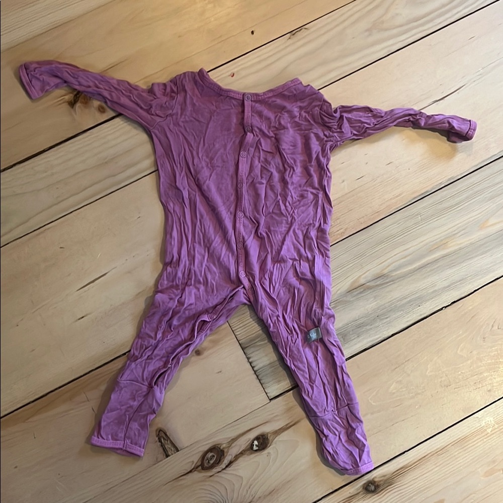 Kyte baby onesie with snaps